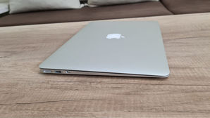 Laptop-uri MacBook Air (2017 13-inch)
------
Detalii Tel...
