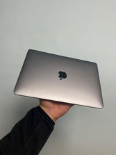 Laptop-uri Macbook 12 2016
------
Stare ideala ! Pe ecra...