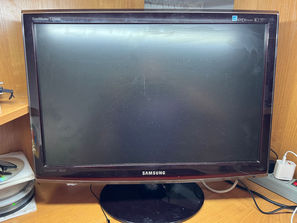Televizoare Televizor Samsung SyncMaster T220HD - 800Lei
-...