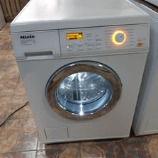 Maşină de spălat Miele w 3203
------
Masini deservite .Garanti...