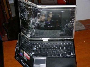 Cumpar Cumpar laptopuri macbook stricate de toate scri...