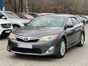 Camry Toyota Camry
------
CREDIT - LEASING - SCHIMB...