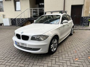 Seria 1 (Toate) BMW 1 Series
------
Bmw 1 series   restailing...