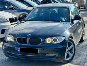 Seria 1 (Toate) BMW 1 Series
------
CREDIT - LEASING - SCHIMB...