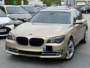 Seria 7 (Toate) BMW 7 Series
------
CREDIT - LEASING - SCHIMB...