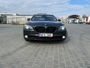 Seria 7 (Toate) BMW 7 Series
------
Masina se prezintă buna ș...