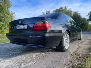 Seria 7 (Toate) BMW 7 Series
------
E38. 4.0 DIESEL BI TURBO ...