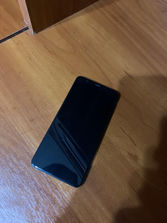 Samsung Xiaomi Redmi 5
------
Телефон в идеальном сос...