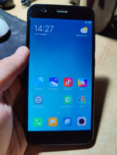 Samsung Xiaomi Mi A1 Black 4/64gb
------
Telefon in s...