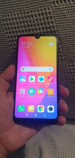 Samsung Xiaomi redmi 7 black 4/64gb la 1200 lei
------...