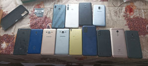 Samsung Vind la piese
------
Vind telefoane la piese ...