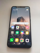 Samsung Mi 8
------
Telefonul ca pe poze in stare fun...