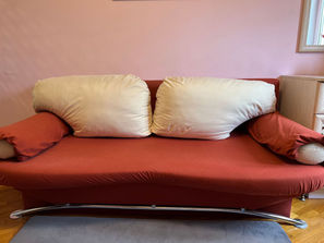 Mobilier Продаю раскладной диван
------
Раскладной див...