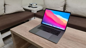 Laptop-uri Macbook Pro 15 2018 (i7 12x 4.10Ghz, 32Gb, 256G...