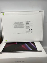 Laptop-uri Noul MacBook Pro 14.2&#x27;&#x27; cu M2 16C GPU 16 Gb Ram...
