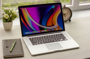 Laptop-uri MacBook Pro 15 2015 (Core i7 8x4.0GHz/16Gb Ram/...