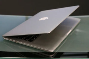 Laptop-uri MacBook Pro, Retina 13in, Late 2013 - i5 / 8 / ...