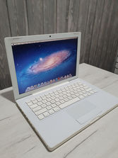 Laptop-uri MacBook
------
Продам macbook с 2 ядерным про...