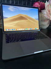 Laptop-uri MacBook Pro 13 inch Touch Bar (2019)
------
M...