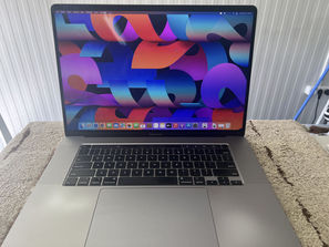 Laptop-uri Macbook Pro 16 2019, i9 2.4GHz 8core, 512GB, 16...