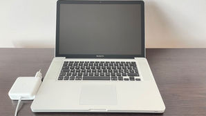 Laptop-uri Apple MacBook Pro (15-inch, Mid 2010)
------
...