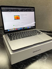 Laptop-uri MacBook Air 2020 M1 256 GB
------
MacBook Air...
