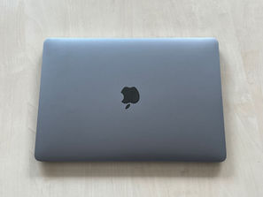 Laptop-uri MacBook Air 13 2020 8/256gb
------
Folosit pu...
