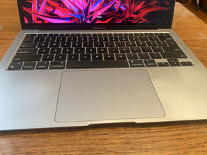 Laptop-uri Apple Macbook Air M1 8/256Gb 2020
------
Appl...