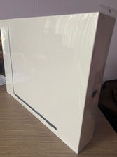 Laptop-uri MacBook AIR 2022 M2
------
MacBook AIR M2 202...