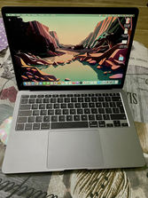 Laptop-uri MacBook Air2020
------
180 cicluri bateria!
...