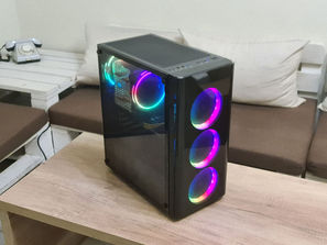 Calculatoare de masa Gaming PC (i7-9700KF-CPU/32Gb-Ram/SSD+HDD/GTX 1...