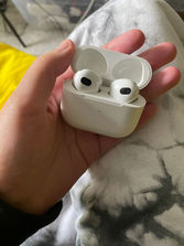 Accesorii AirPods 3
------
Продаю оригинальные наушники...