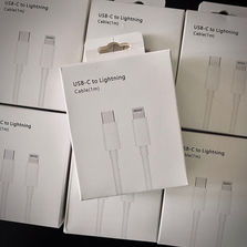 Accesorii Кабель USB-C to lightning
------
Аксессуары в...