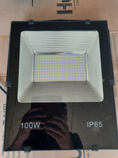 Iluminat Led 100V
------

------
Tip
Lămpi proiecto...