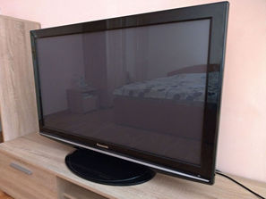 Televizoare TV Panasonic 42 (102cm)
------
Vind televizor...