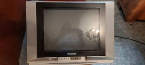 Televizoare Телевизоры: alfa 61тц310; panasonic; SEG
-----...