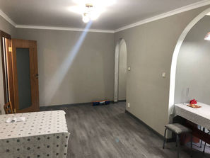 Centru Apartament cu 2 camere, 42 m², 8 cartier, Bălți...