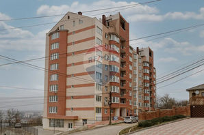 Posta veche Apartament cu 3 camere, 106 m², Poșta Veche, Ch...
