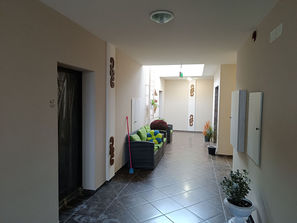 Centru Apartament cu 2 camere, 72 m², Centru, Ialoveni...