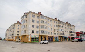 Centru Apartament cu 2 camere, 60 m², Autogara, Bălți
...