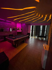 Orhei Lux Home - pina la 24 pers.7 dormitori.Sauna,ba...