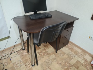 De birou Компьютерные и письменные столы,не новые .Mese ...