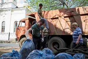 Transport si expeditii Наши грузчики уберут и погрузят ваш строительны...